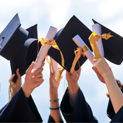 Top Graduation Gifts You Should Consider-2